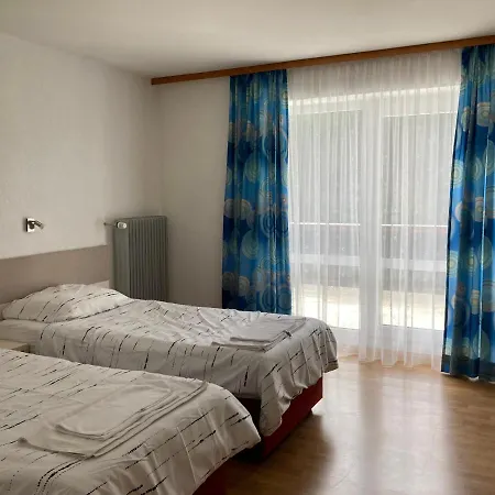 Lublass Szálloda 2*